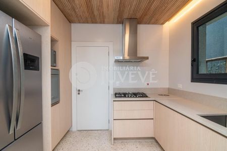 4_photo/94dce6a095.8703b4d1bffdada4-ATLAS-2b8c99ec-a6e3-4b6f-b2df-a4f6c0b45f39.jpg de apartamento à venda com 3 quartos, 185m² em Centro Cívico, Curitiba