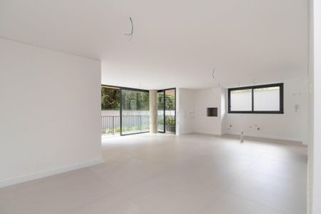 6_photo/94dce6a095.c7f4c2f004cabff1-ATLAS-da2d528c-bcad-471c-8941-ad69a0ad8dbd.jpg de apartamento à venda com 3 quartos, 165m² em Centro Cívico, Curitiba