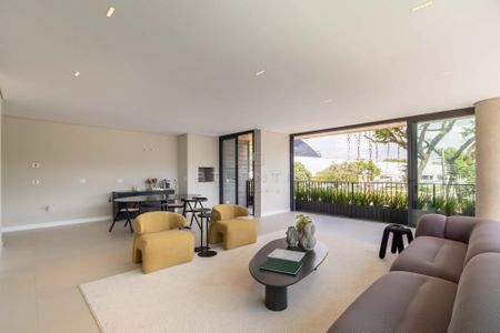 7_photo/94dce6a095.d20b3969a06ca74b-ATLAS-51b176b9-582d-496a-8ae9-5086fb8a5dca.jpg de apartamento à venda com 3 quartos, 192m² em Centro Cívico, Curitiba