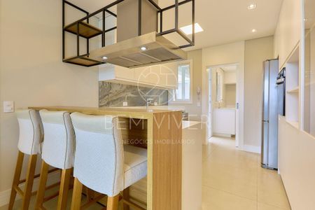 19_photo/94dce6a0c3.1168d7f35de77434-ATLAS-4f56fcfe-fe40-4ce8-a44c-8b3d9a5e030f.jpg de apartamento à venda com 3 quartos, 135m² em Centro Cívico, Curitiba