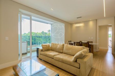 31_photo/94dce6a0c3.1168d7f35de77434-ATLAS-e646d1fa-d1cf-4332-ae5c-986a1b7386c4.jpg de apartamento à venda com 3 quartos, 135m² em Centro Cívico, Curitiba