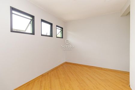 23_photo/94dce6a131.0473144d3f262afb-ATLAS-d2f9cca1-e8ff-46cd-93df-7ffcf2cc01e5.jpg de casa à venda com 4 quartos, 260m² em Centro Cívico, Curitiba