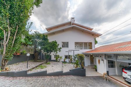 10_photo/94dce6a14f.a49d907f0912b726-ATLAS-3056a961-0e2a-4b36-adc0-ca76de5b0ab3.jpg de casa à venda com 8 quartos, 521m² em Ahú, Curitiba