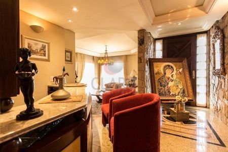 11_photo/94dce6a16b.08f922be3a726ba4-ATLAS-3a5dda05-d32d-4ab1-a34e-fe10ea5c0c81.jpg de casa à venda com 4 quartos, 421m² em Ahú, Curitiba