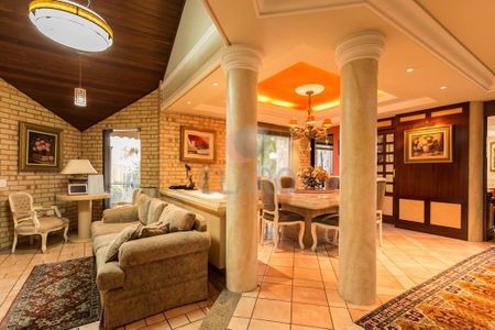 5_photo/94dce6a16b.08f922be3a726ba4-ATLAS-796c76e2-8e5d-4b2a-8fd6-0e602efd25a9.jpg de casa à venda com 4 quartos, 421m² em Ahú, Curitiba