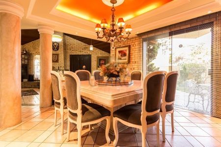 12_photo/94dce6a16b.08f922be3a726ba4-ATLAS-aef39035-e07b-4e12-8735-4f5b129a1aa9.jpg de casa à venda com 4 quartos, 421m² em Ahú, Curitiba