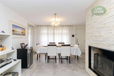 7_photo/94dce6a1db.733a2fecce93ffd7-ATLAS-66136426-5e47-4b4c-aaf7-d40103861e38.jpg de casa à venda com 4 quartos, 267m² em Juvevê, Curitiba