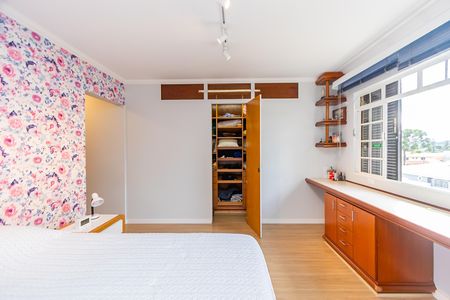 7_photo/94dce6a20d.31b814cc611d1a2f-ATLAS-acd3fdf7-f56b-42e2-a64b-58801b8ed11e.jpg de casa à venda com 4 quartos, 403m² em Ahú, Curitiba