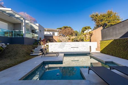 2_photo/94dce6a22b.f03263aed1a2be70-ATLAS-025b3506-023f-4c22-9ace-bbc19cddd5b2.jpg de casa à venda com 4 quartos, 601m² em Ahú, Curitiba