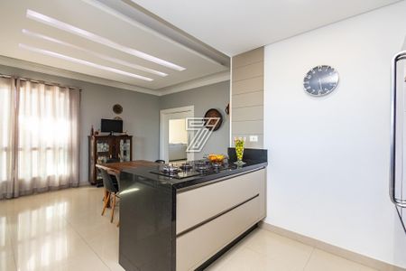 11_photo/94dce6a22b.f03263aed1a2be70-ATLAS-0fdc57df-2df5-45eb-8a56-a4d9a69c6a3d.jpg de casa à venda com 4 quartos, 601m² em Ahú, Curitiba