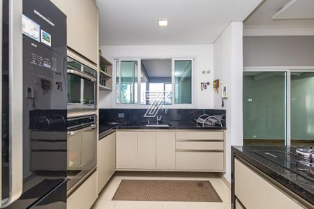 6_photo/94dce6a22b.f03263aed1a2be70-ATLAS-630ccab3-5341-453c-88a0-fe7e4684e6fe.jpg de casa à venda com 4 quartos, 601m² em Ahú, Curitiba