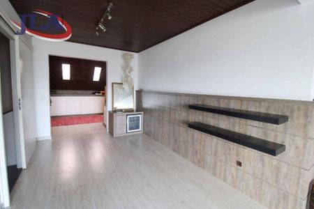 45_photo/94dce6a2af.4f5ed0f0140bae26-ATLAS-aa0d3a2e-9c85-4d48-829c-0d34d9dd459f.jpg de casa à venda com 3 quartos, 292m² em Ahú, Curitiba