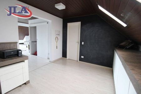 41_photo/94dce6a2af.4f5ed0f0140bae26-ATLAS-c265edde-2fad-4edf-bb56-337e983d80e0.jpg de casa à venda com 3 quartos, 292m² em Ahú, Curitiba