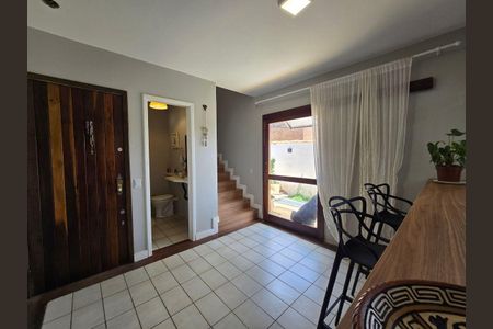 6_photo/94dce6a317.2f15d505e37c7ac5-ATLAS-1f1e4212-a237-4c9f-bc1c-46ae7454f6cf.jpg de casa para alugar com 3 quartos, 180m² em São Lourenço, Curitiba