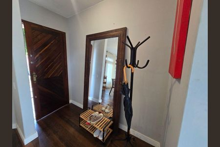 17_photo/94dce6a317.2f15d505e37c7ac5-ATLAS-e17b9128-b431-427f-9590-51b9d35dfac4.jpg de casa para alugar com 3 quartos, 180m² em São Lourenço, Curitiba