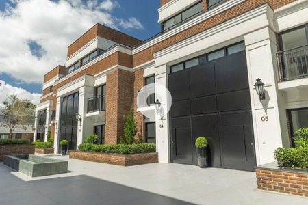 10_photo/94dce6a343.2d4de8c0d5c905e7-ATLAS-e29aae7f-6cfb-472e-be26-2bef04a4ff86.jpg de casa de condomínio à venda com 3 quartos, 267m² em Ahú, Curitiba