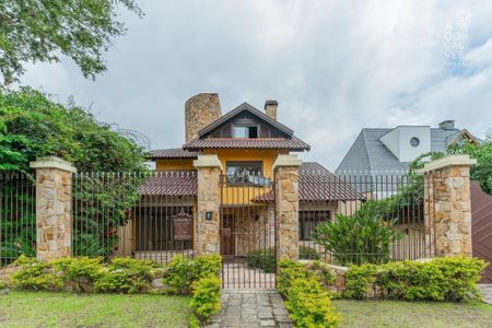 8_photo/94dce6a359.384fbad671cc5130-ATLAS-40d2d872-5c8e-4888-b3b4-0b6892cf9b3f.jpg de casa à venda com 4 quartos, 510m² em São Lourenço, Curitiba