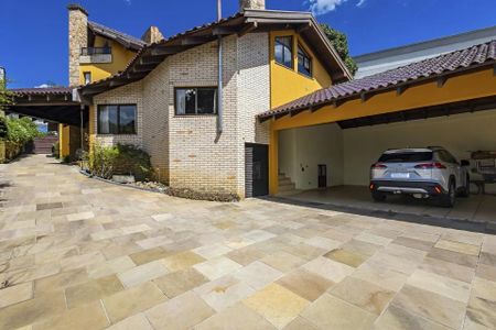 22_photo/94dce6a359.445c0bca81181d7a-ATLAS-6beca02a-2ac3-41a4-a262-e54e4cc6169f.jpg de casa à venda com 4 quartos, 510m² em São Lourenço, Curitiba