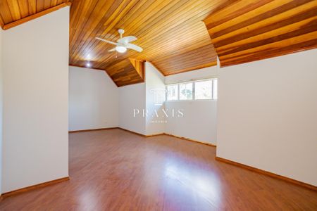 48_photo/94dce6a39b.f8a3a6863a72796d-ATLAS-6d309f98-e871-4879-a810-7a5262c2e4aa.jpg de casa para alugar com 3 quartos, 188m² em Ahú, Curitiba