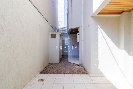 16_photo/94dce6a39b.f8a3a6863a72796d-ATLAS-827af3be-24f4-4ee3-9f64-6a4ef1aa9d6e.jpg de casa para alugar com 3 quartos, 188m² em Ahú, Curitiba