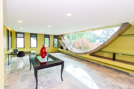 9_photo/94dce6a3c9.ce69423e473a3cca-ATLAS-3c36de1a-01f4-4f6a-b994-5f8e9fdb85f1.jpg de casa à venda com 7 quartos, 613m² em Centro Cívico, Curitiba