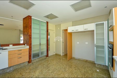 31_photo/94dce6a3c9.ce69423e473a3cca-ATLAS-7cf27e4a-8733-4bd3-b5a8-16e54d348a2d.jpg de casa à venda com 0 quarto, 613m² em Centro Cívico, Curitiba