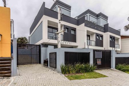 43_photo/94dce6a3f9.7d1488436d3bb01b-ATLAS-9909e83c-7d9b-406b-919d-b80edc36c3d1.jpg de casa à venda com 3 quartos, 151m² em Ahú, Curitiba