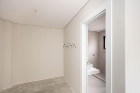 23_photo/94dce6a3f9.7d1488436d3bb01b-ATLAS-9d8539e7-c51c-4bd0-842f-1d4e6caf2e33.jpg de casa à venda com 3 quartos, 151m² em Ahú, Curitiba