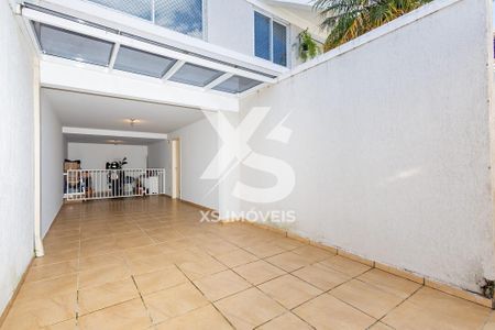 4_photo/94dce6a47f.ceff8192393c33de-ATLAS-8e30ad74-fedc-42e9-a415-70c580e383f0.jpg de casa à venda com 3 quartos, 188m² em Ahú, Curitiba