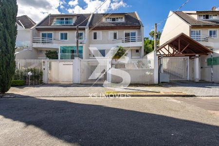 10_photo/94dce6a47f.ceff8192393c33de-ATLAS-d6abb071-97e8-4b8b-b35b-28f7ee94d638.jpg de casa à venda com 3 quartos, 188m² em Ahú, Curitiba