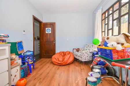 24_photo/94dce6a49d.3be18b52e244e7c2-ATLAS-6abae07c-506d-4656-ad91-3414687052d5.jpg de casa à venda com 5 quartos, 380m² em Ahú, Curitiba