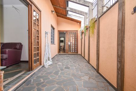 5_photo/94dce6a49d.3be18b52e244e7c2-ATLAS-b52dacbb-78ca-40a0-b4e2-f4e101c2e613.jpg de casa à venda com 5 quartos, 380m² em Ahú, Curitiba