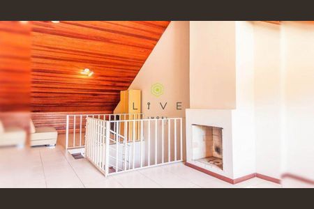 11_photo/94dce6a543.e78a3bff2ad56a74-ATLAS-125a56c3-94e4-416e-b11b-2a3ce669de03.jpg de casa à venda com 3 quartos, 125m² em Bom Retiro, Curitiba