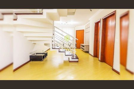 7_photo/94dce6a543.e78a3bff2ad56a74-ATLAS-e669b0d7-7d82-4d13-8a83-6cb05307d6ce.jpg de casa à venda com 3 quartos, 125m² em Bom Retiro, Curitiba