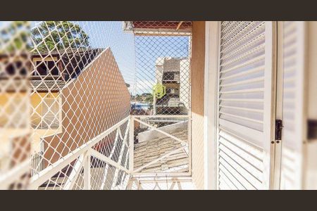 11_photo/94dce6a543.e78a3bff2ad56a74-ATLAS-e9bc8b84-6f26-4b85-8bb2-b53e610346bd.jpg de casa à venda com 3 quartos, 125m² em Bom Retiro, Curitiba