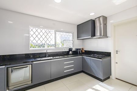 4_photo/94dce6a603.55820c9c97a2ddd8-ATLAS-159b69e5-566b-42de-8f80-39a59ad4b466.jpg de casa à venda com 3 quartos, 157m² em Bom Retiro, Curitiba