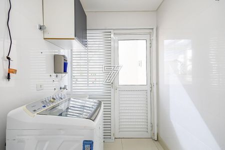 14_photo/94dce6a603.55820c9c97a2ddd8-ATLAS-a03aef36-0427-41de-836d-7b5a1aa0d83a.jpg de casa à venda com 3 quartos, 157m² em Bom Retiro, Curitiba