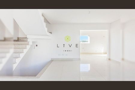 10_photo/94dce6a603.be31b5bde481aac2-ATLAS-6068dd29-6f28-4d61-a830-b2c44980a1fa.jpg de casa à venda com 3 quartos, 157m² em Bom Retiro, Curitiba