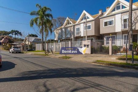 45_photo/94dce6a603.be31b5bde481aac2-ATLAS-c3a83341-d6d3-4de6-9a38-36ff7eeea134.jpg de casa à venda com 3 quartos, 157m² em Bom Retiro, Curitiba