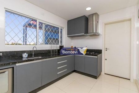 6_photo/94dce6a603.be31b5bde481aac2-ATLAS-cb5bb39c-3455-4ff5-8e75-10091d4e8251.jpg de casa à venda com 3 quartos, 157m² em Bom Retiro, Curitiba