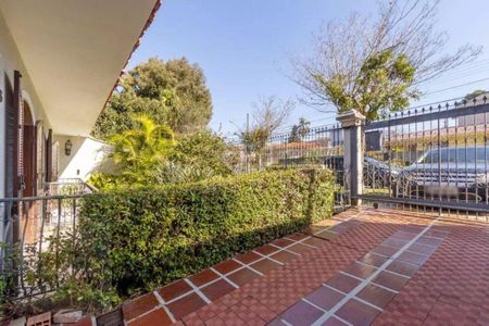 7_photo/94dce6a61f.2866b196c2edf31d-ATLAS-a070daca-fd57-4bc6-8cc4-70e8c33d0171.jpg de casa à venda com 3 quartos, 180m² em Bom Retiro, Curitiba