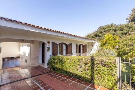 3_photo/94dce6a61f.2866b196c2edf31d-ATLAS-aa6eb993-9d2e-4fa1-a3c9-7f9f8f4c0a52.jpg de casa à venda com 3 quartos, 180m² em Bom Retiro, Curitiba