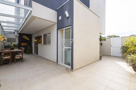 24_photo/94dce6a635.ffd7e66aaa235ae4-ATLAS-ebdc1e9c-d5a5-46e7-bcc6-36265fabaf55.jpg de casa à venda com 3 quartos, 120m² em Bom Retiro, Curitiba