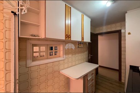 11_photo/94dce6a655.d68684c13fb97443-ATLAS-f49cd2d7-fb3a-4419-93cd-8efb19b93eee.jpg de apartamento para alugar com 2 quartos, 64m² em Centro Cívico, Curitiba