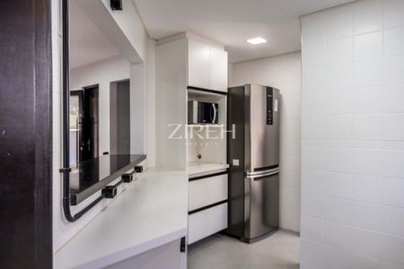 9_photo/94dce6a6ab.63f876ab04863357-ATLAS-59e2b5d2-bbaa-478f-bf3d-2ec1e7e23649.jpg de casa à venda com 3 quartos, 238m² em Centro Cívico, Curitiba