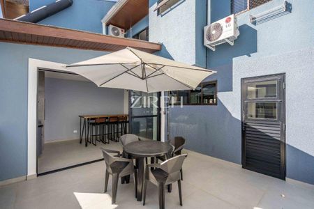 17_photo/94dce6a6ab.6e41f04a6e4e75db-ATLAS-0efd47aa-9734-4074-b001-6487551be96b.jpg de casa à venda com 3 quartos, 238m² em Centro Cívico, Curitiba