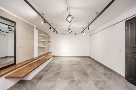 26_photo/94dce6a6ab.6e41f04a6e4e75db-ATLAS-2a71937f-0529-451c-9919-c62daedd06eb.jpg de casa à venda com 3 quartos, 238m² em Centro Cívico, Curitiba