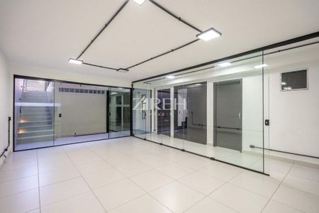 30_photo/94dce6a6ab.6e41f04a6e4e75db-ATLAS-362bf975-5e36-4a6c-b36f-89e46ee9a0b3.jpg de casa à venda com 3 quartos, 238m² em Centro Cívico, Curitiba