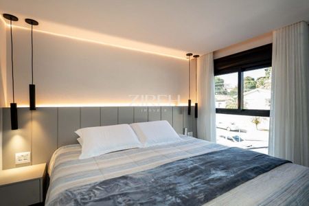 18_photo/94dce6a6ab.6e41f04a6e4e75db-ATLAS-3b467a4a-9f60-4c07-878b-6dc061d2a6a9.jpg de casa à venda com 3 quartos, 238m² em Centro Cívico, Curitiba