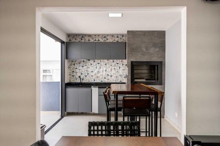 14_photo/94dce6a6ab.6e41f04a6e4e75db-ATLAS-57b9af9c-fe4e-45c0-8b14-efcb21e9ab6c.jpg de casa à venda com 3 quartos, 238m² em Centro Cívico, Curitiba